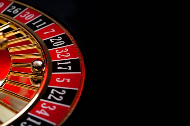 lambo388 browser interface showing Liga 1 sportsbook and live roulette table side by side